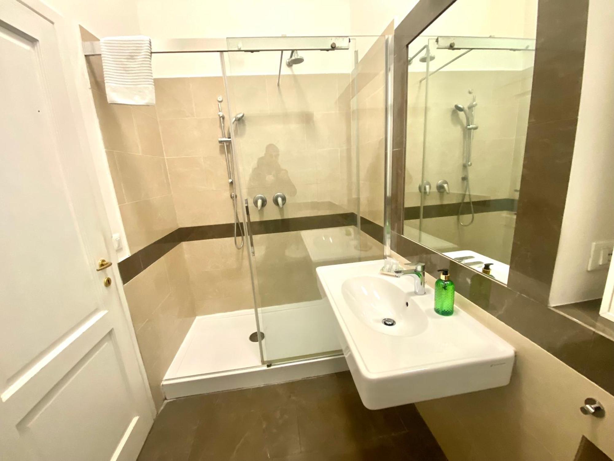 Francy Guest House Rzym Zewnętrze zdjęcie